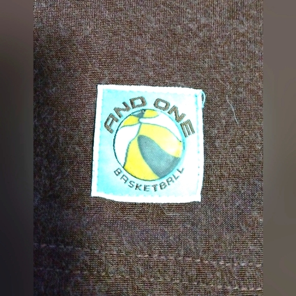 And1 Long Sleeve Jersey Style Sports Shirt size M (10-12)      15-020 - Picture 4 of 5